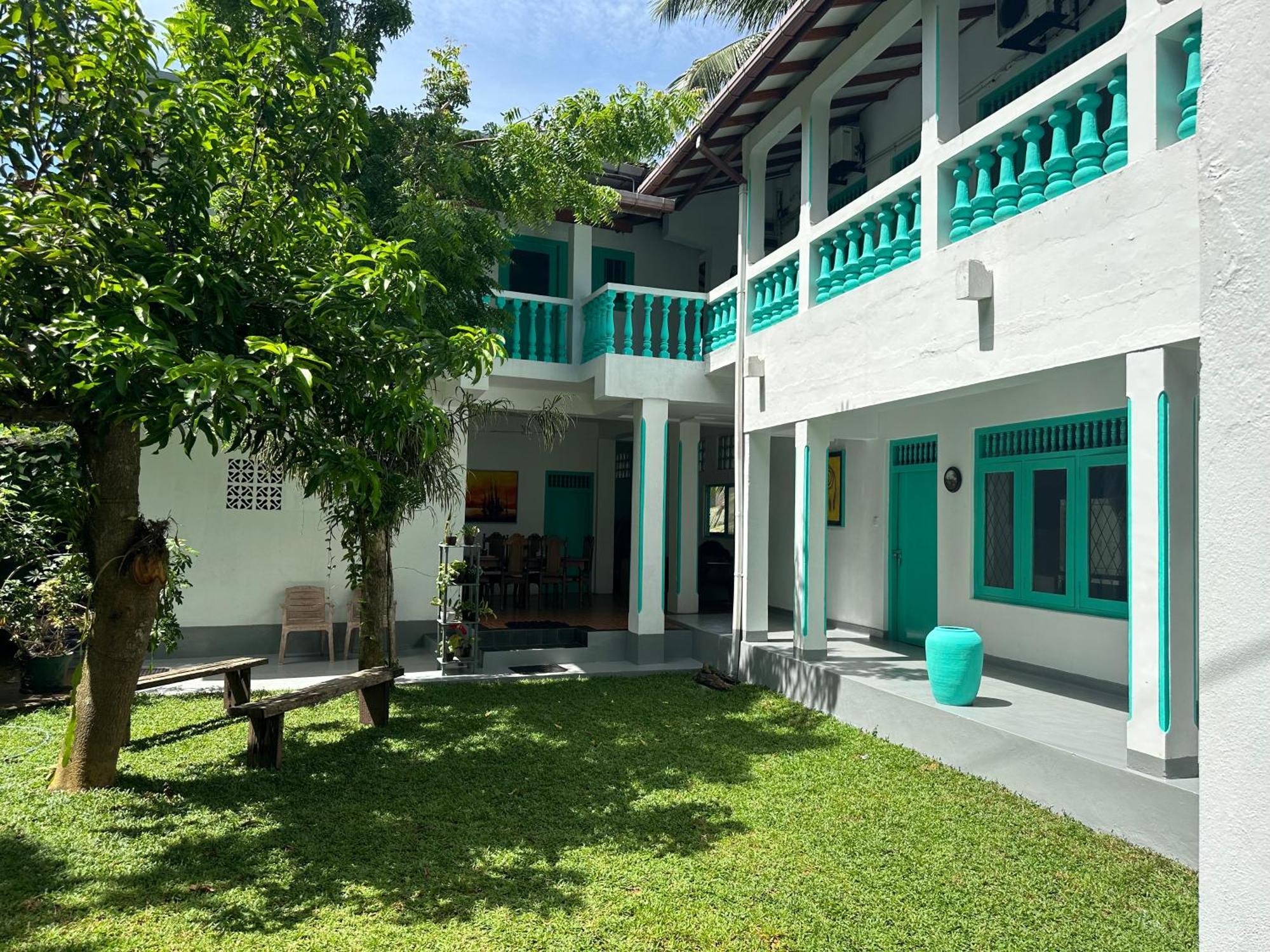 Villa 47 Hikkaduwa Bagian luar foto