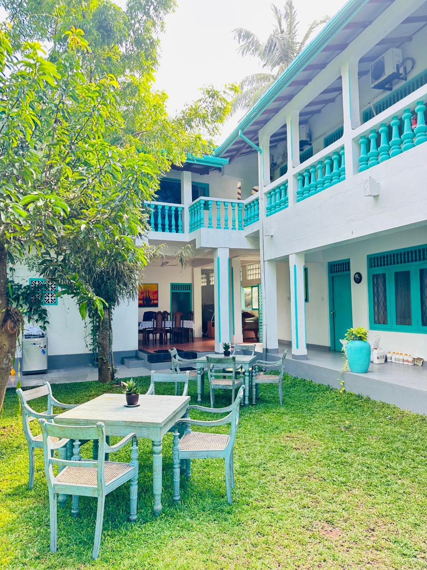 Villa 47 Hikkaduwa Bagian luar foto